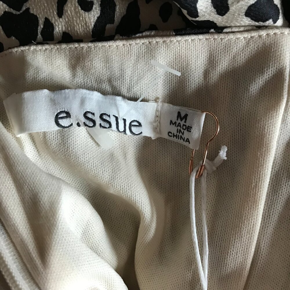 NWT e. ssue Leopard print mini dress size M scrunch design satin feel material - Picture 8 of 12